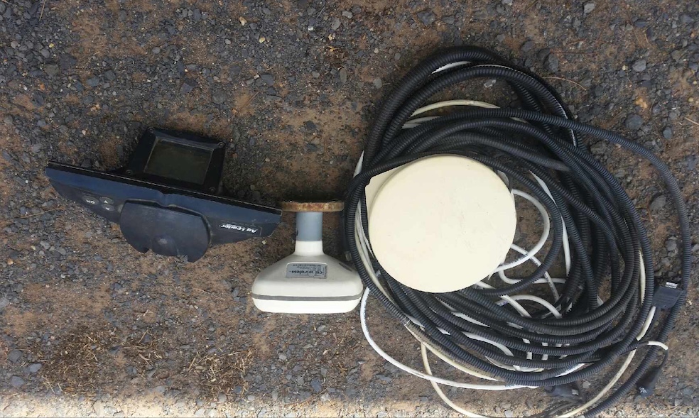 Easy Guide 250 LightBar / GPS For Sale Machinery & Equipment